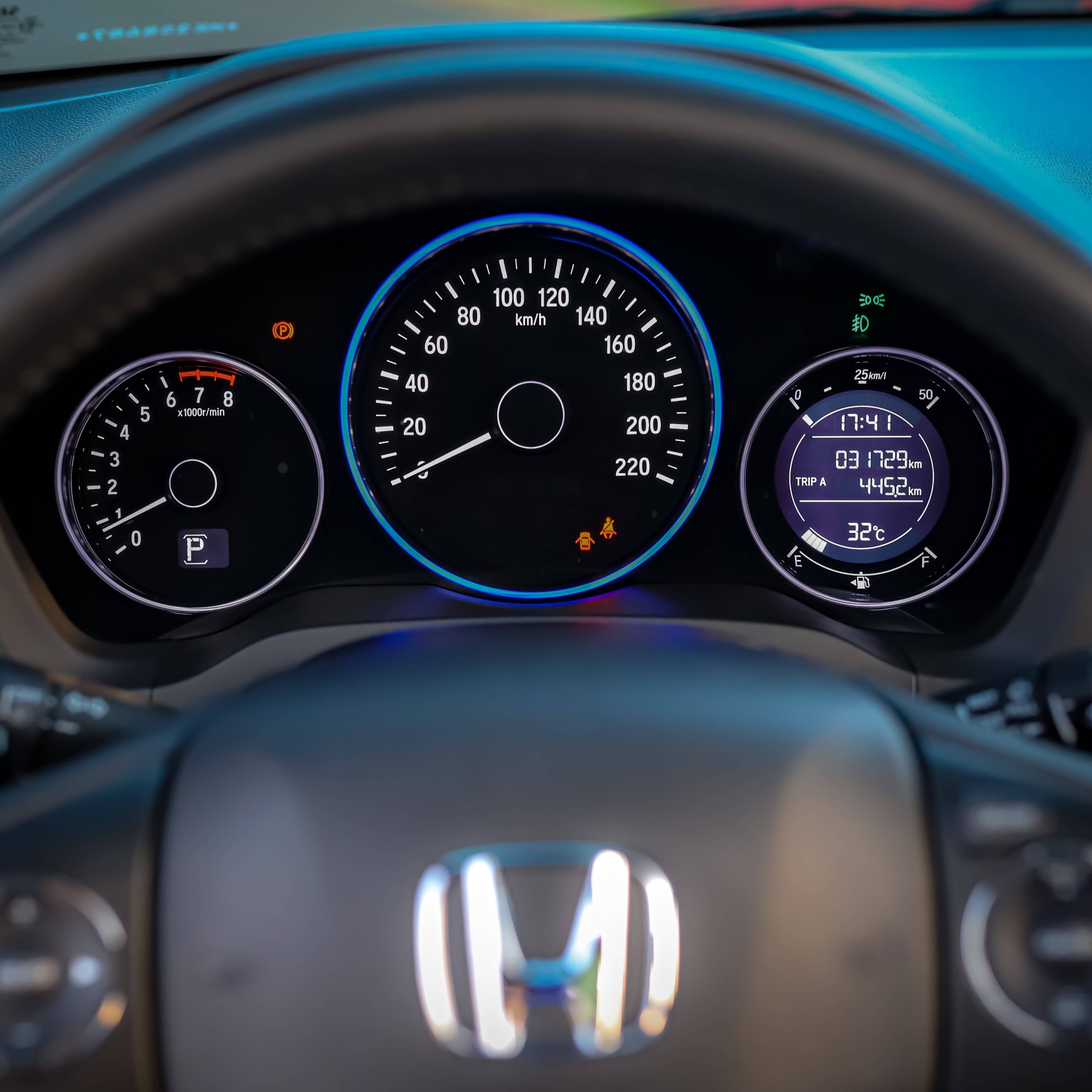 HONDA - HRV TOURING OU 130 MIL NA CONTA