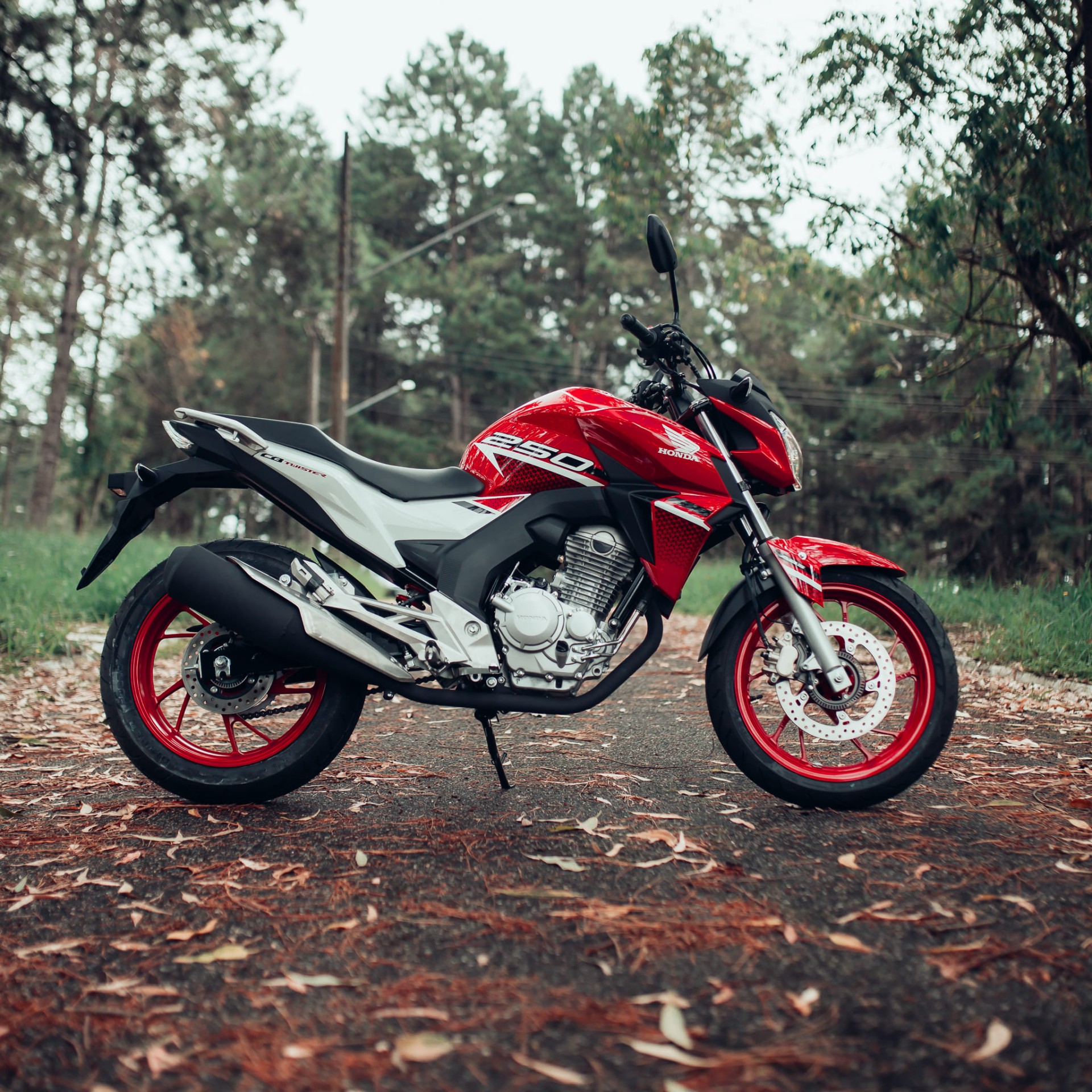 Honda CB Twister ou 20 Mil no Pix