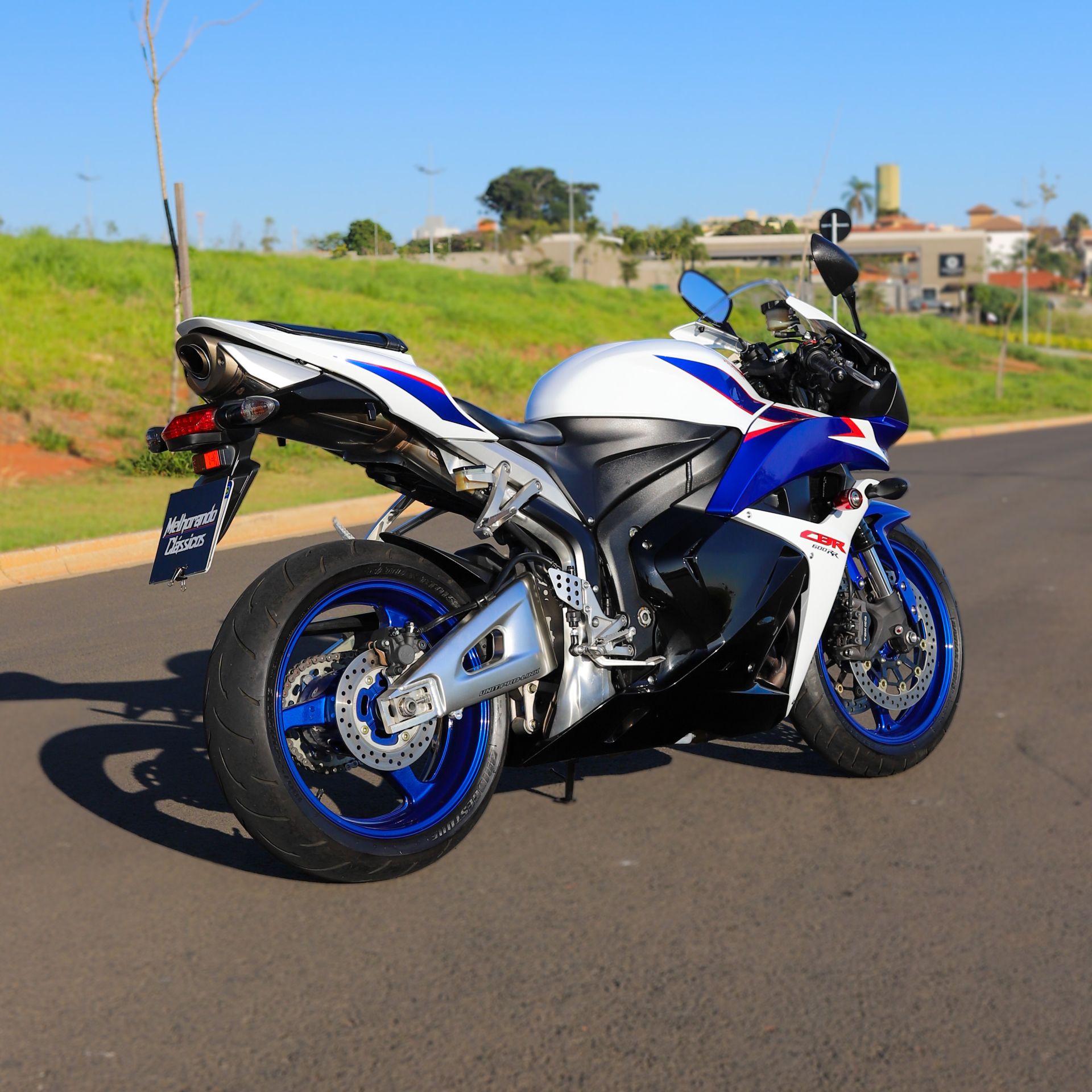 HONDA - CBR 600RR OU 40MIL NO PIX