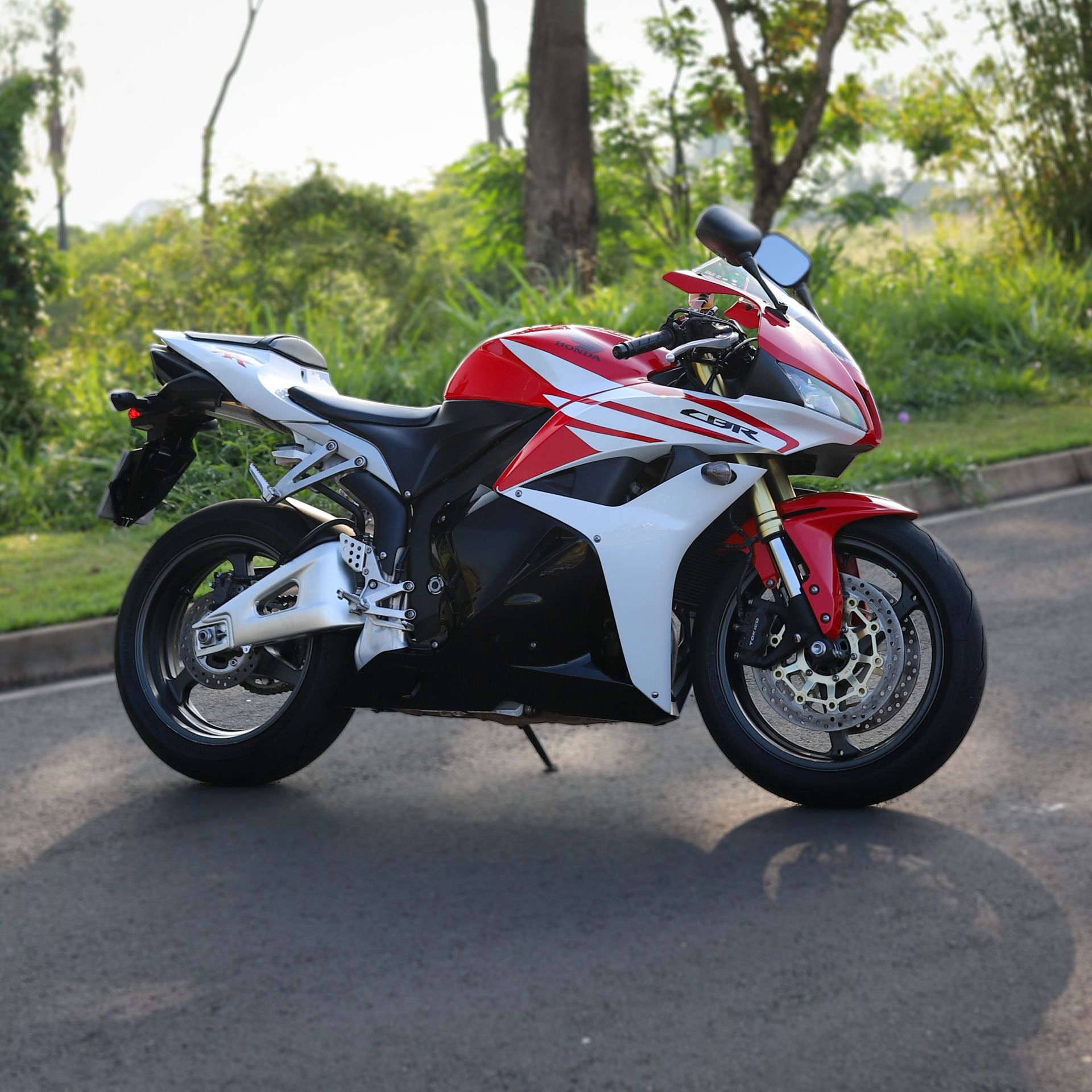 HONDA - CBR 600RR OU 40MIL NO PIX