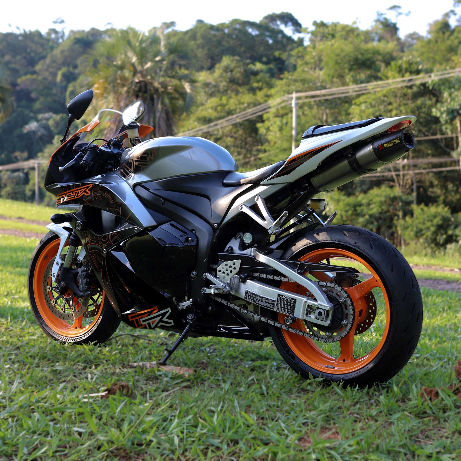 HONDA - CBR 600RR raio X OU 40 MIL NO PIX!!